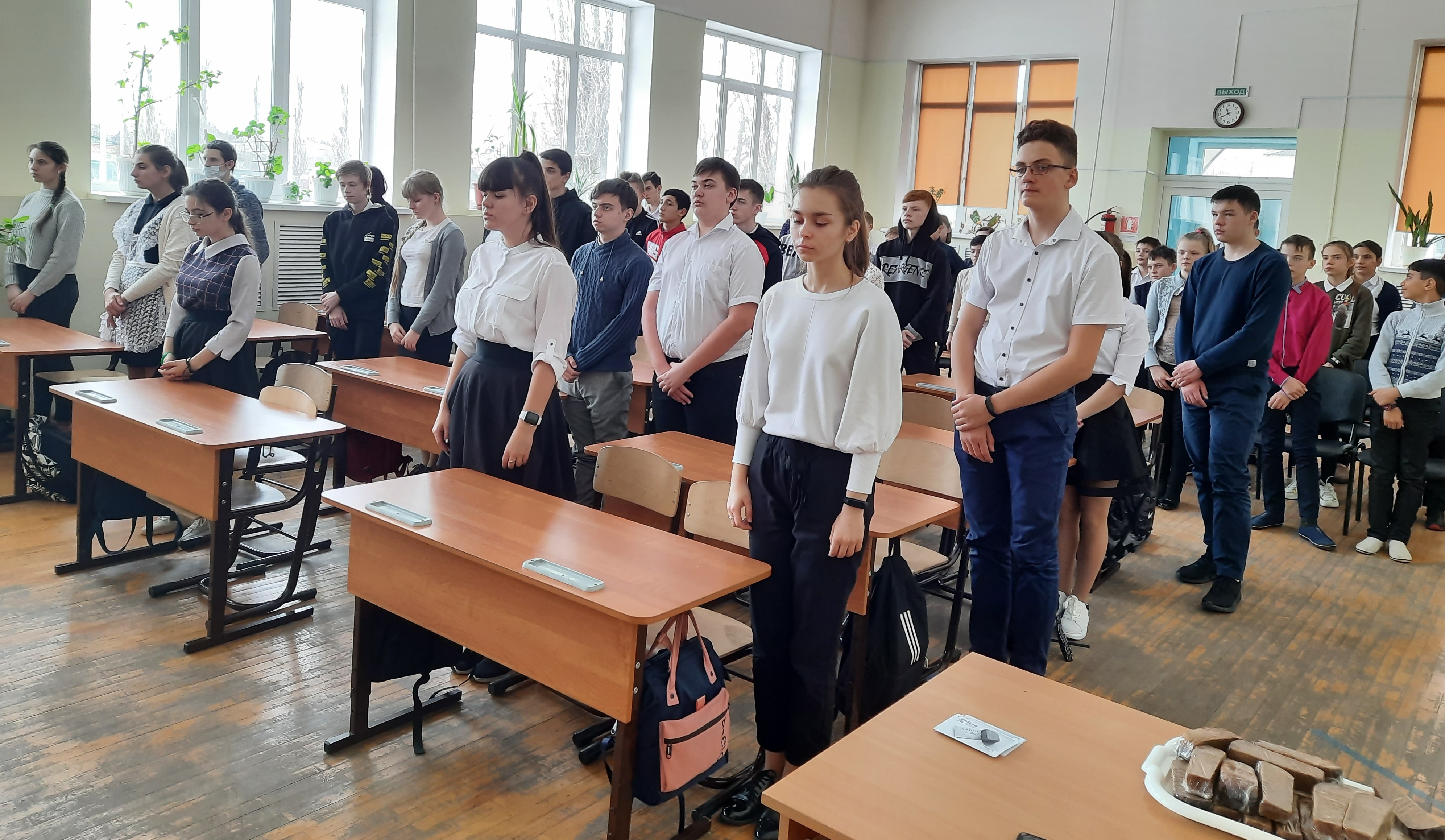 67891210фцфыв