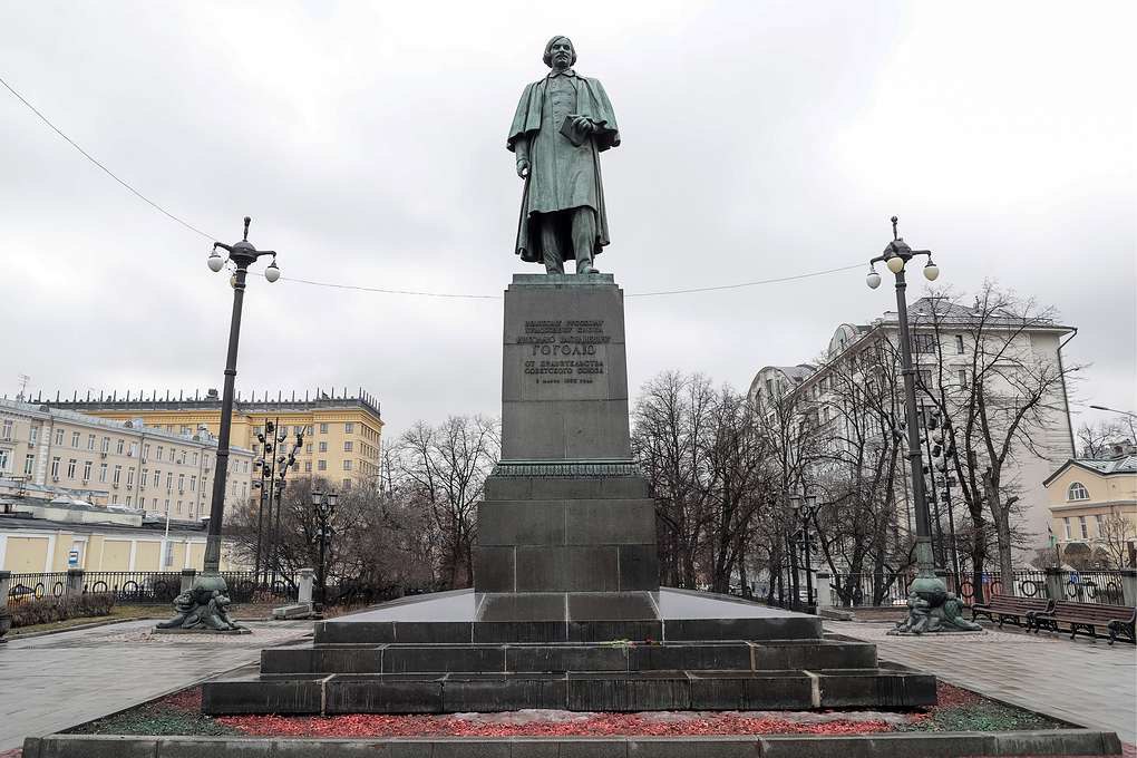 20230310 гоголь 1