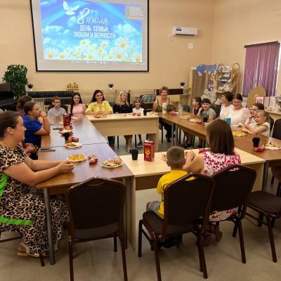 Photo 5433671664744396113 Y