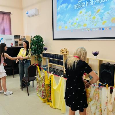 Photo 5434001470988089547 Y