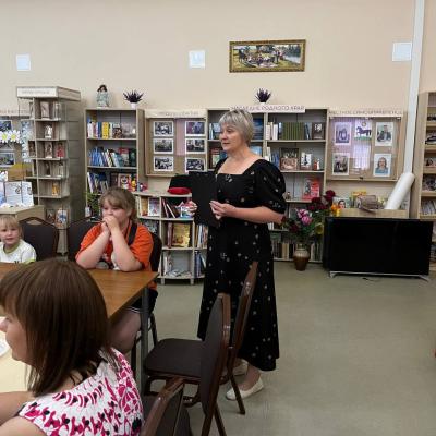 Photo 5434001470988089609 Y